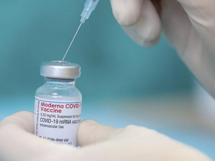 Agjencia amerikane thotë se Moderna nuk ka përmbushur kriteret dozën shtesë të vaksinës