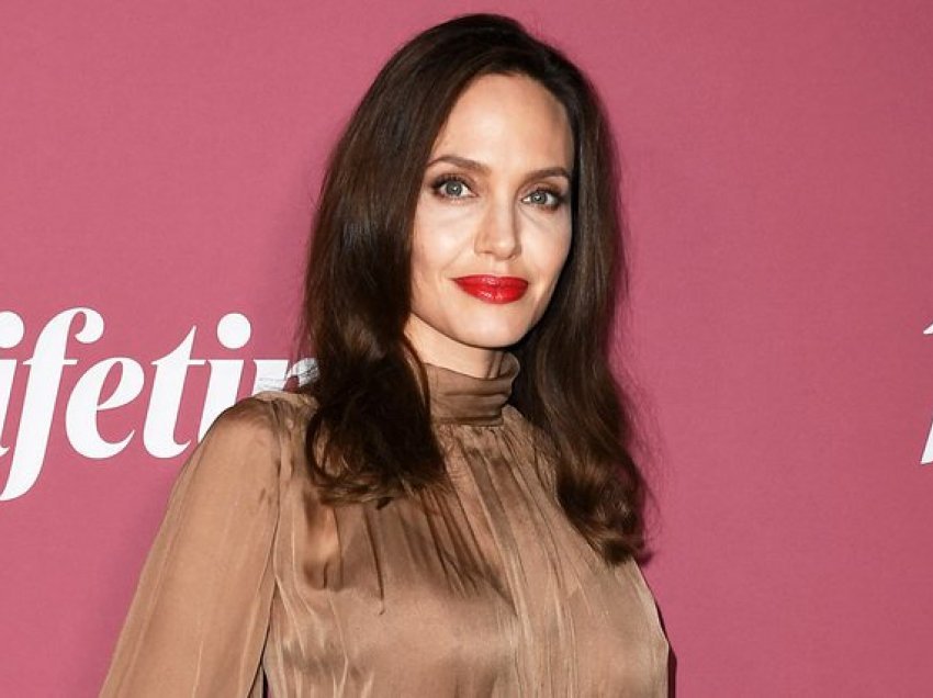 Nga është frymëzuar Angelina Jolie dhe cili është mesazhi i librit të saj të ri