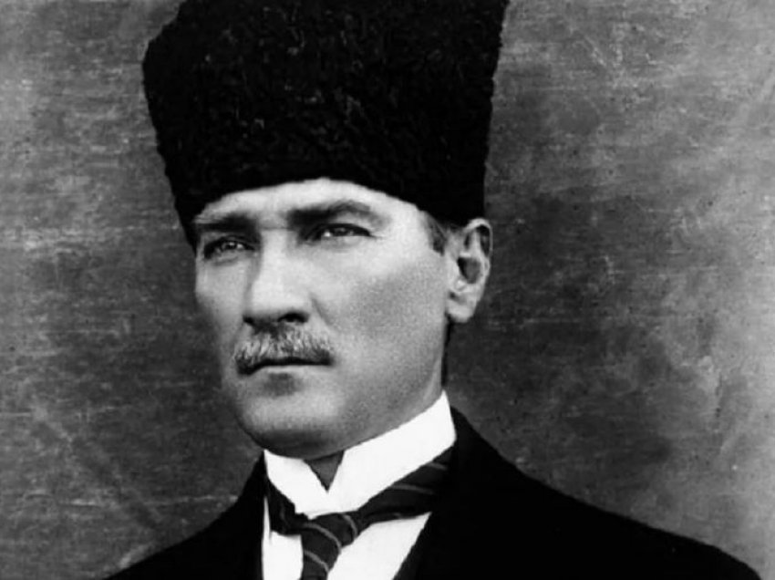  Pse çmohet shumë Kemal Ataturku?