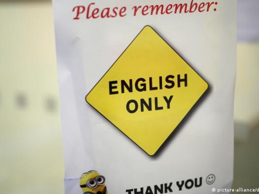 Jo gjithnjë vetëm anglisht: Si humbasin dijet dhe zhduken gjuhët 