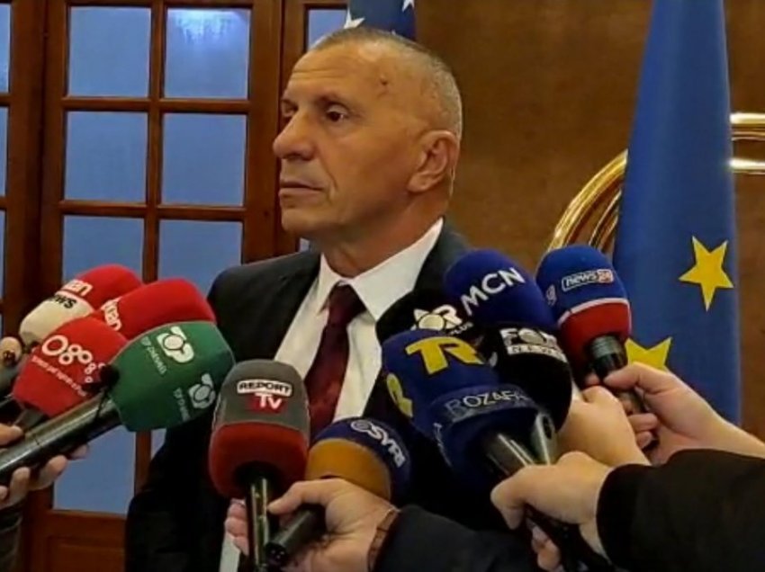 Deputeti shqiptar në Serbi godet Vuçiqin