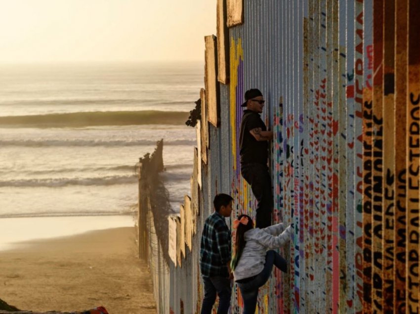 Numër rekord i ndalimeve në kufirin SHBA-Meksikë