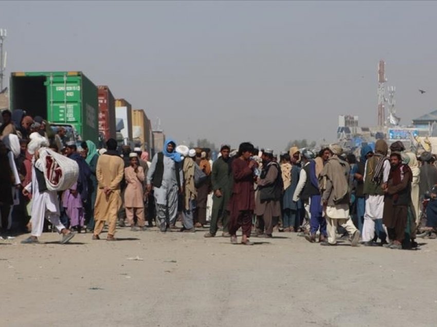 OKB thirrje vendeve fqinje të rrisin ndihmën për civilët afganë