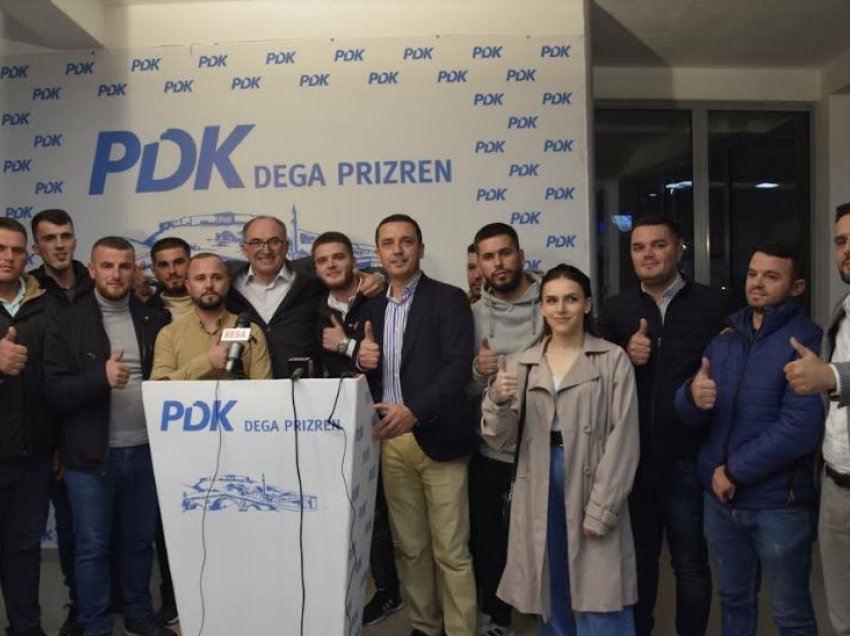 PDK: Komplet nëndega e VV-së në lagjen “Bajram Curri” del në mbështetje të Shaqir Totaj për kryetar të Prizrenit