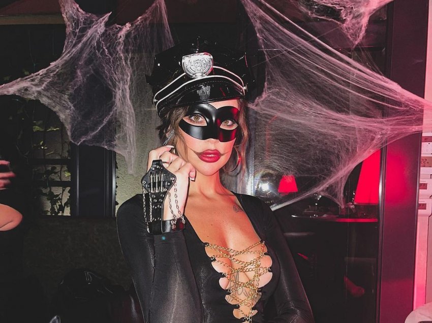 Ana Kabashi shfaqet tërheqëse edhe në kostumin e natës së Halloween