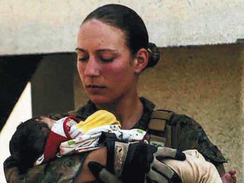 Kabul, ndërron jetë në atentat marinsja që përkundte foshnjen