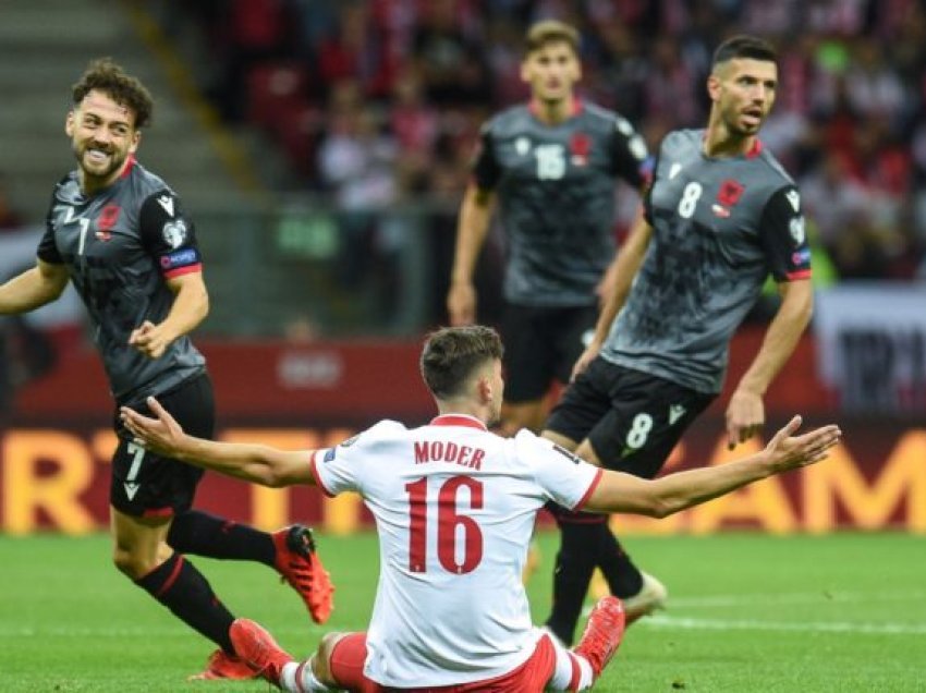 Shqipëria i lë mbresa lojtarit polak