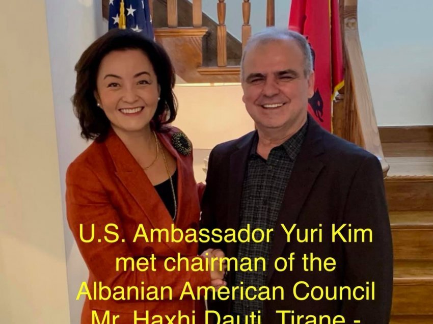 Ambasadorja Yuri Kim, ka pritur në rezidencën e saj, Haxhi Dauti