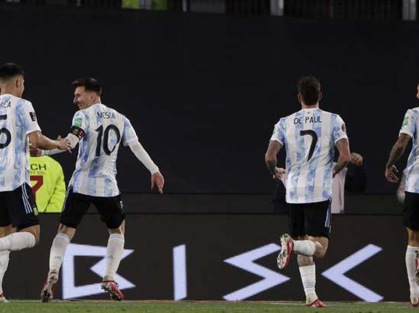 Argjentina triumfon falë magjive të Lionel Messit