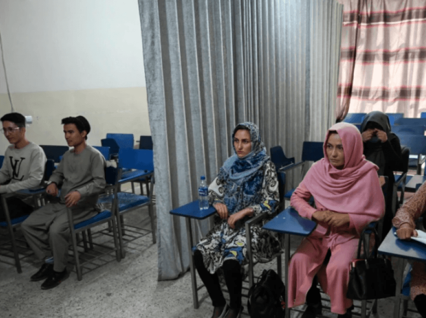 Talebanët thonë se arsimimi në Afganistan do të bëhet i ndarë sipas gjinisë