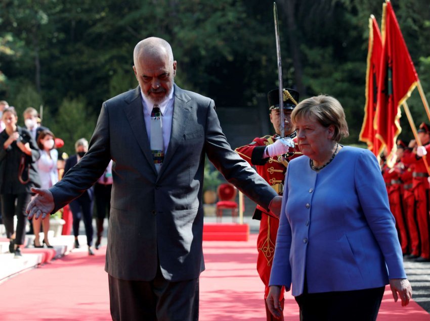 Prapaskena e takimit dhe sulmi ndaj Kosovës/ Ja pse Edi Rama nuk e priti në Aeroport, këtë gjë e di Angela Merkel