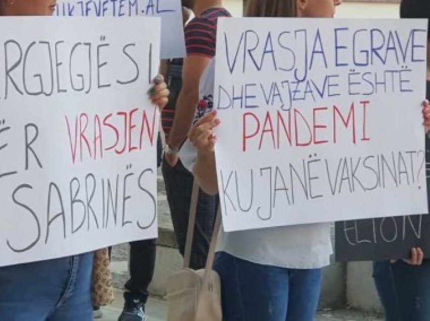 ​“Drejtësi për Sabrinën”, protesta në Tiranë dhe Fier për vrasjen e 23-vjeçares