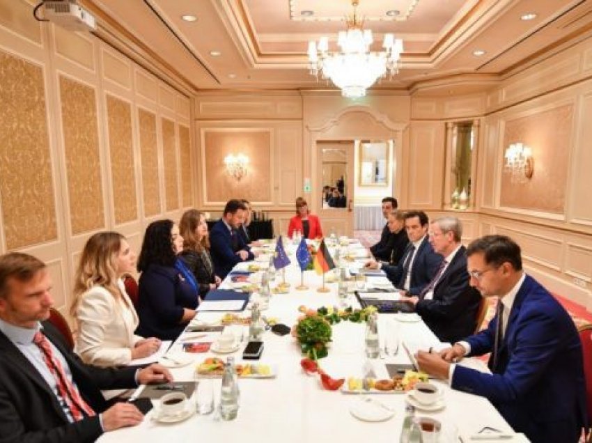 Presidentja Vjosa Osmani fton bizneset gjermane të investojnë në Kosovë