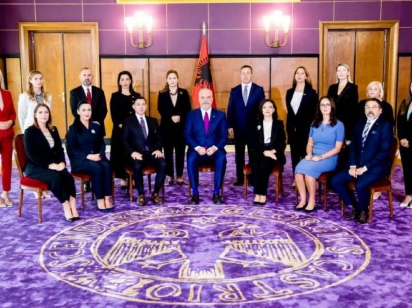 Xhaçka poston foton e kabinetit qeveritar: Mirënjohëse shqiptarëve dhe kryeministrit Rama për besimin dhe vlerësimin