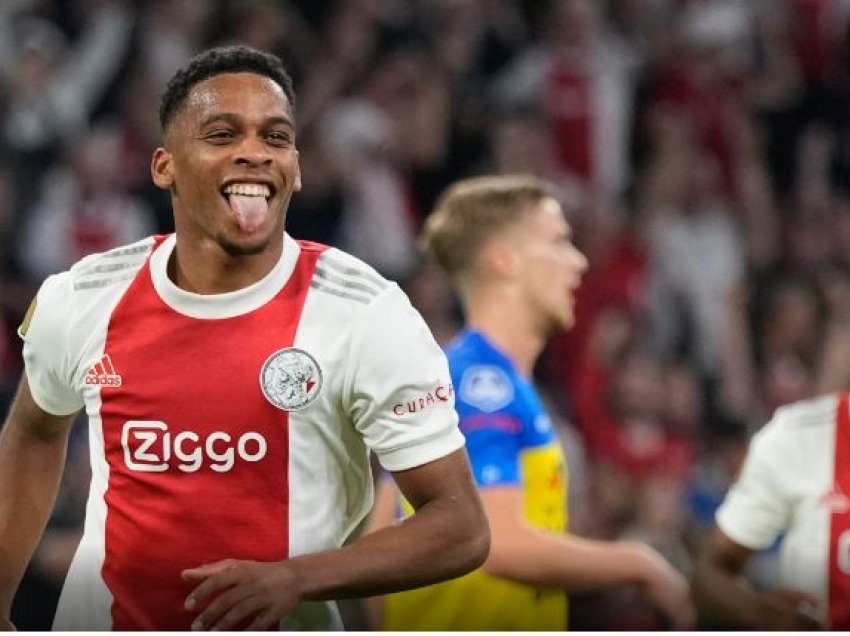 Ajaxi fiton me 9:0 në elitën e futbollit holandez