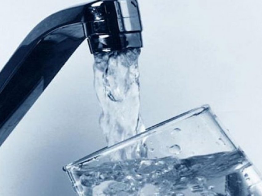 Çmimet e ujit të pijes e shërbimet e mbeturinave mund të rriten
