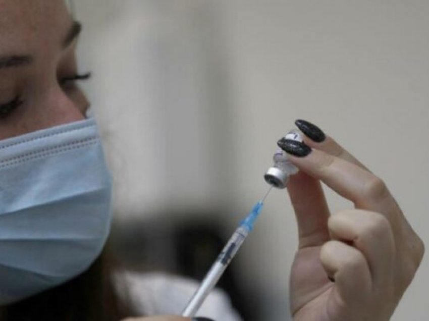 Mbi 15 mijë të vaksinuar kundër COVID-19 gjatë 24 orëve të fundit në Kosovë