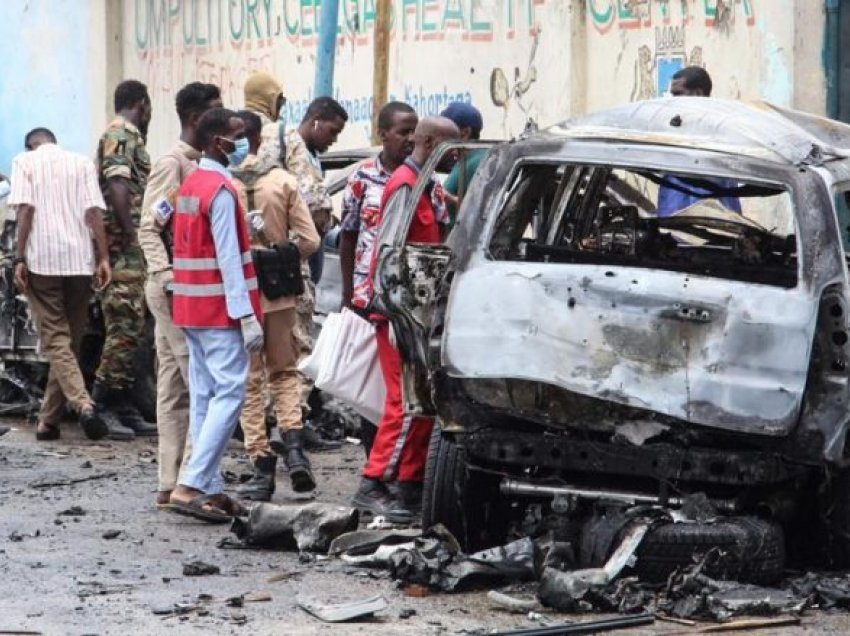 Sulm vetëvrasës me autobombë në Mogadishu, të paktën shtatë viktima