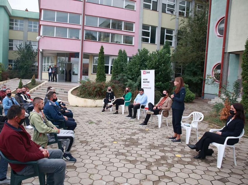 Bahtiri e Haxhiu takohen më banorë të Shipolit, marrin përkrahje masive për zgjedhjet e 17 tetorit