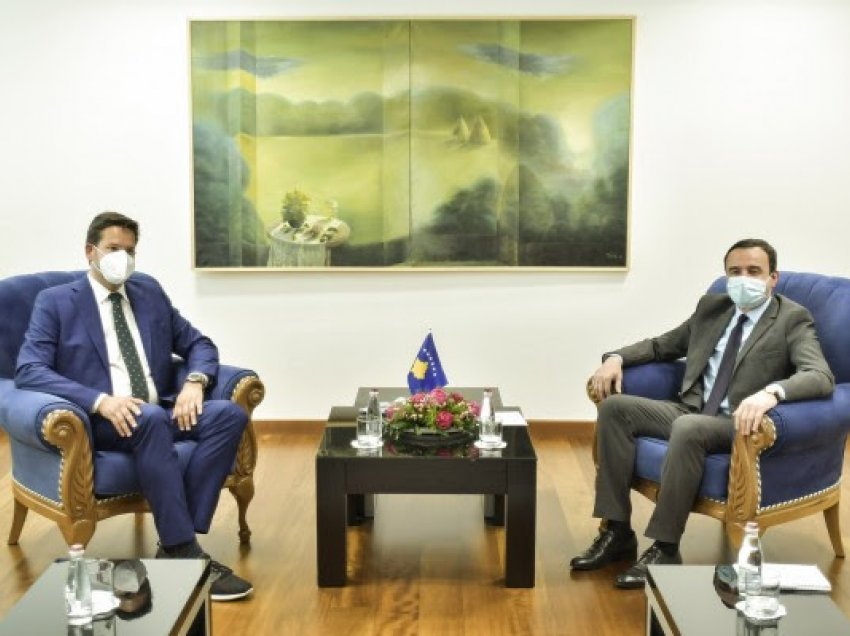 Kurti kërkon prezencën e vëzhguesve të BE-së në komunat me shumicë serbe