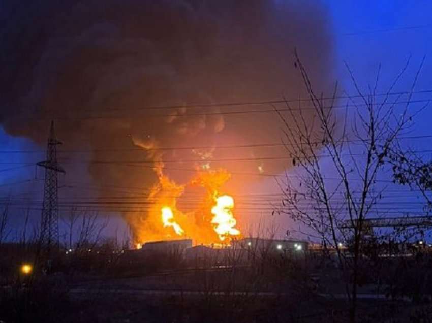 Tetë cisterna karburanti marrin flakë në Belgorod, rrezikohen edhe tetë të tjera