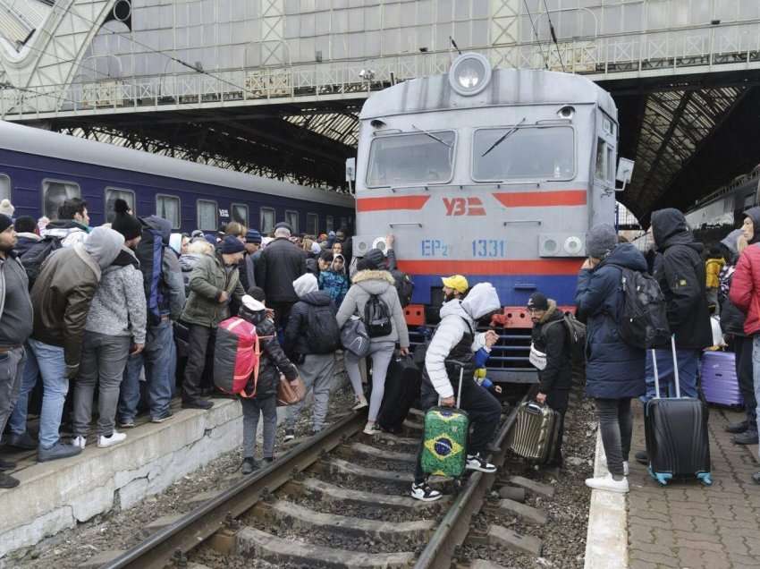 Ndërpritet trafiku hekurudhor - bombat ruse godasin rajonin e Dnipropetrovsk