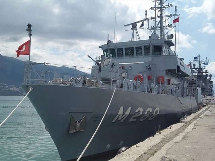Turqia ofron ndihmë, i vendosë anijet e saj në dispozicion për evakuimin e banorëve të Mariupolit