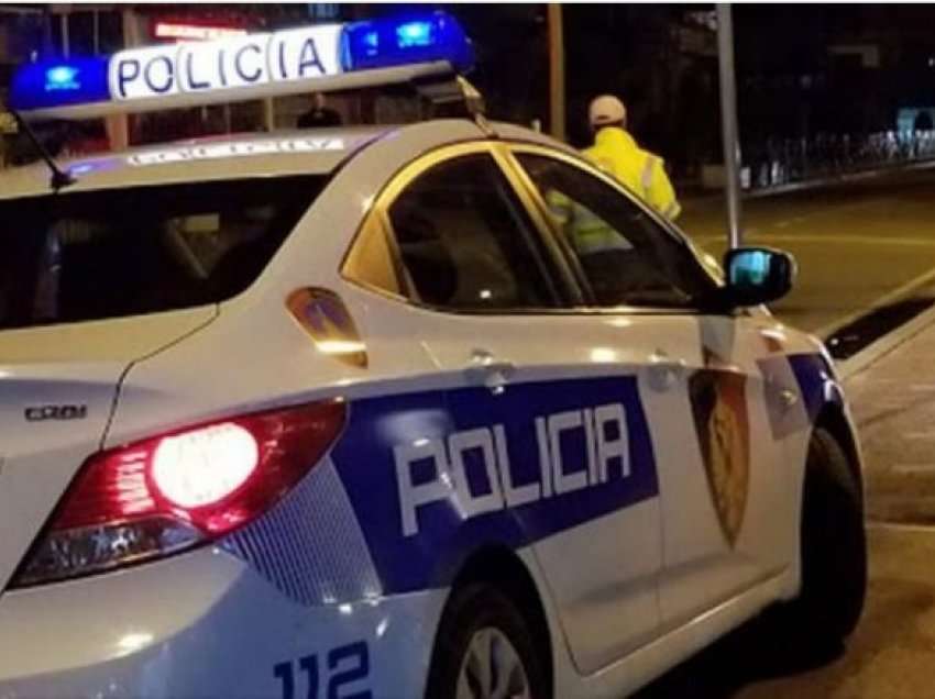 Një i vrarë nga të shtënat me armë në autostradën Tiranë-Durrës