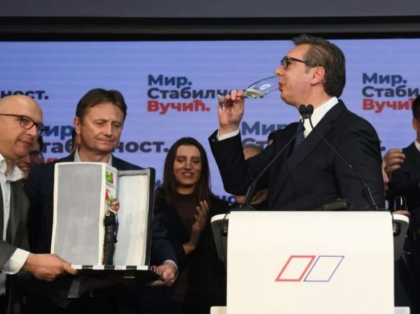 Aleksandër Vuçiq shpall fitoren në zgjedhjet e Serbisë