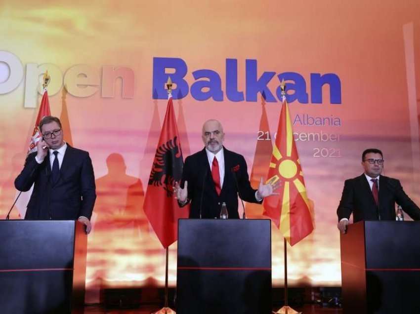 59 për qind e shqiptarëve pro “Ballkanit të Hapur”, Rron Gjinovci “godet” Edi Ramën