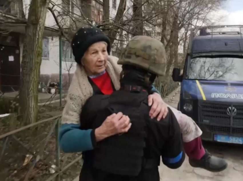 Autoritetet ukrainase kërkojnë më shumë evakuime nga Luhansku