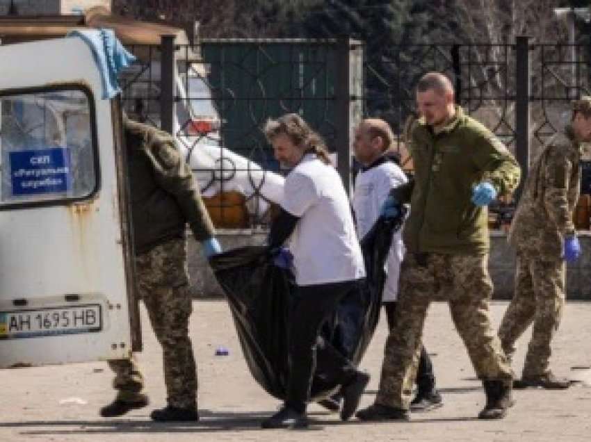 Shtëpia e Bardhë mbështet hetimin e sulmit në stacionin e trenit në Ukrainë