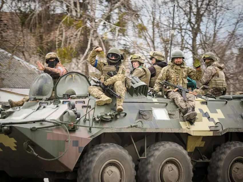 Ish-gjenerali australian tregon katër opsionet: Kështu Ukraina mund ta mposhtë ushtrinë ruse