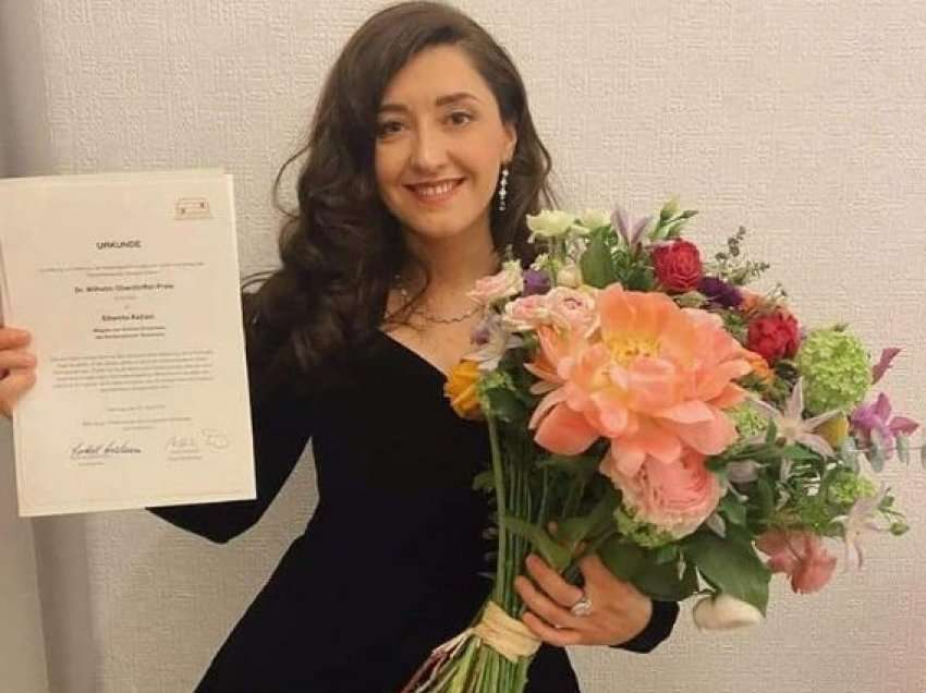 Hamburgu ndan çmim për sopranon mitrovicase, Elbenita Kajtazi 