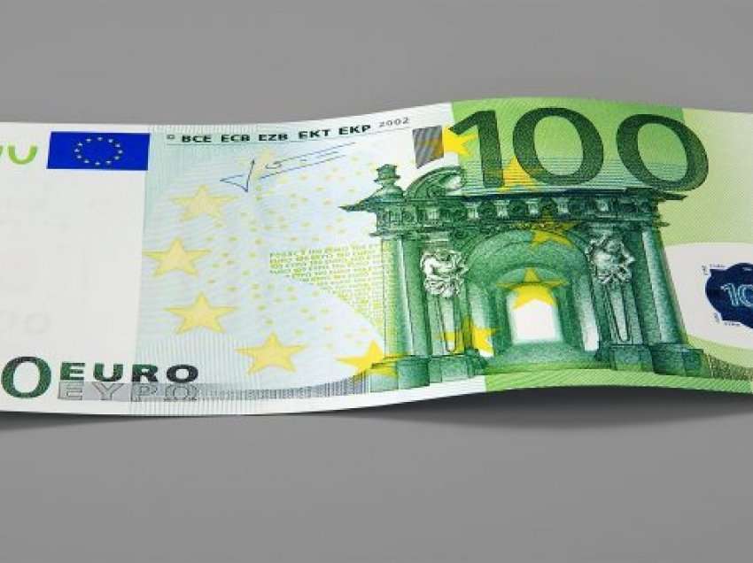 Sindikalistët mirëpresin 100 euroshin e Qeverisë, por jo pagën minimale prej 264 euro