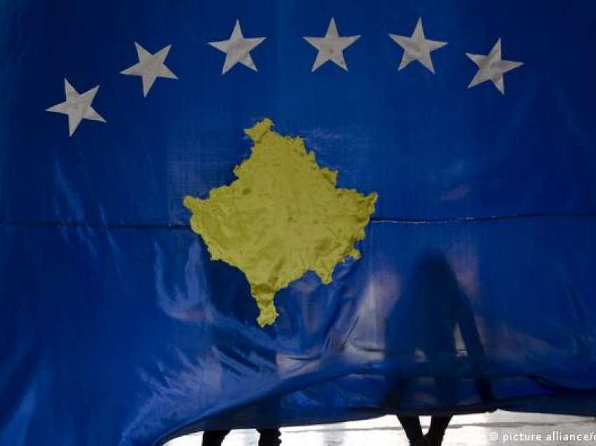 Departamenti Amerikan i Shtetit: Në Kosovë ka struktura paralele