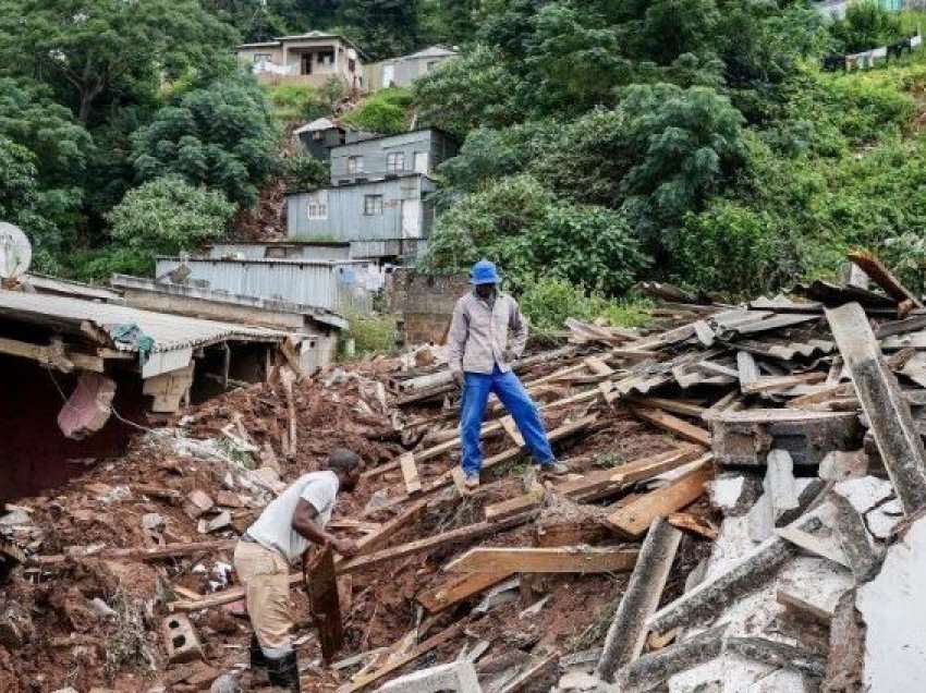 250 persona të vdekur nga përmbytjet në Afrikën e Jugut 