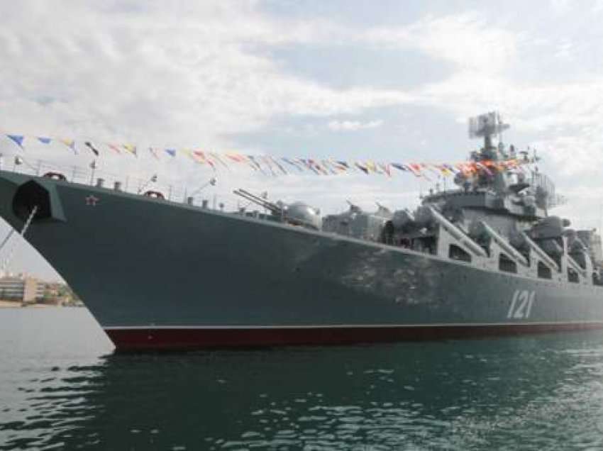 Luftanija ruse ende në det, thotë Ministria e Mbrojtjes Ruse