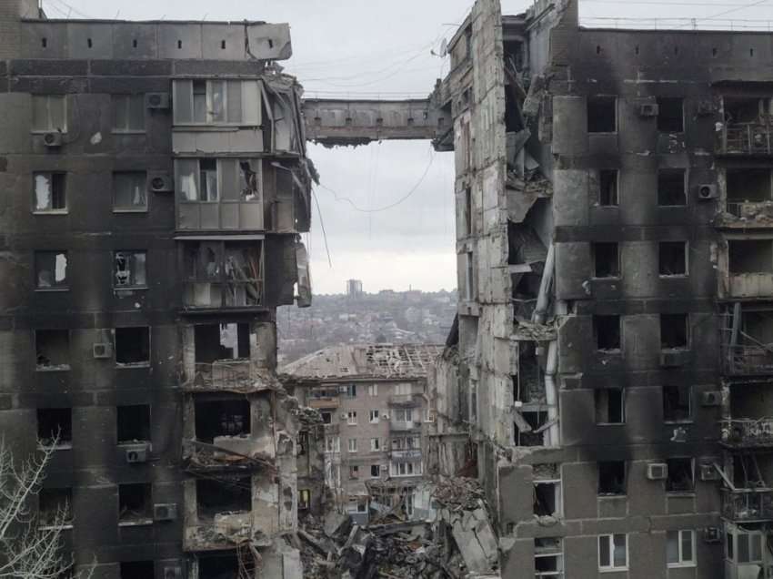 Rusia bombardon qytetet në mbarë Ukrainën