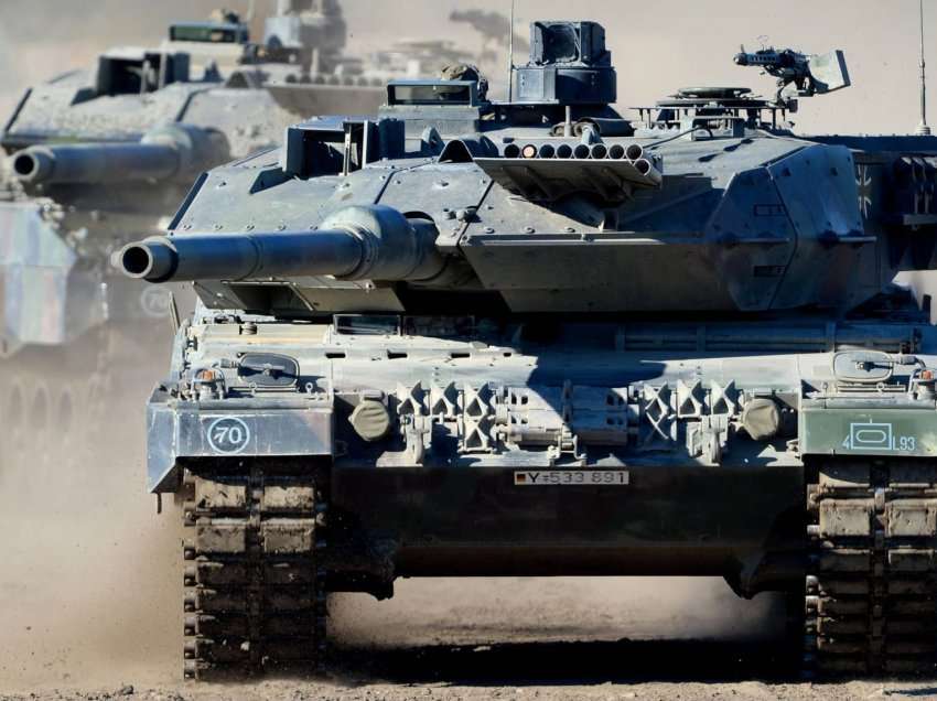 Tanket më të fuqishmë në botë do të dërgohen në Ukrainë – Do të jetë përballje tankesh gjermane dhe ruse