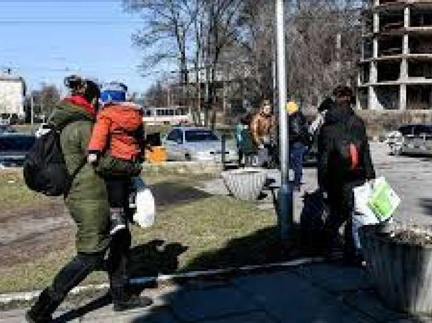 Shënohet përparim në evakuimin e Mariupolit