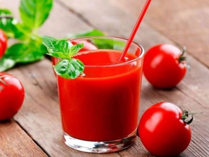 Konsumoni lëng domatesh në mëngjes, përfitimet e jashtëzakonshme për shëndetin