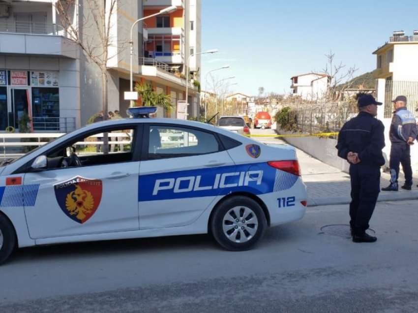 Të shtëna me armë në Vlorë, policia në vendgjarje