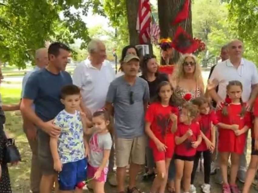 Një minutë heshtje në Nju Jork për Jonadën, shqiptarët solidarizohen me familjen Avdiu