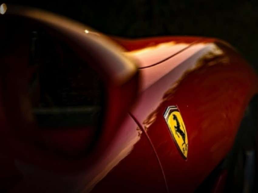 ​Ferrari tërheq mbi 23.000 vetura për shkak të dështimit të frenave