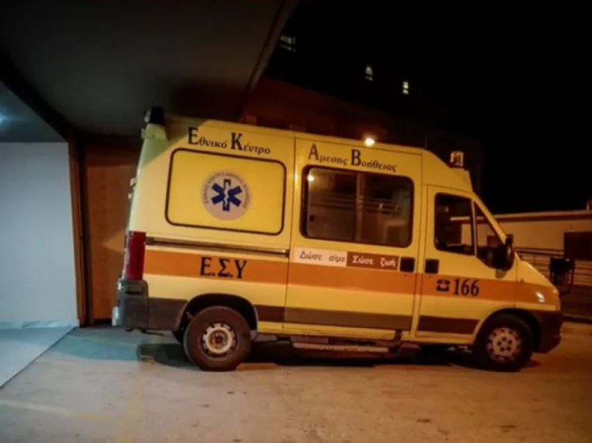 Plagosi rëndë grekun me thikë, shqiptari arrestohet: U prishën për drogë