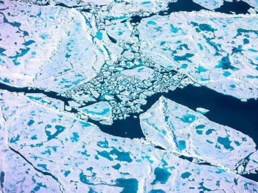 “Akulli po zhduket”, shkencëtarët japin alarmin: Arktiku është ngrohur shumë shpejtë