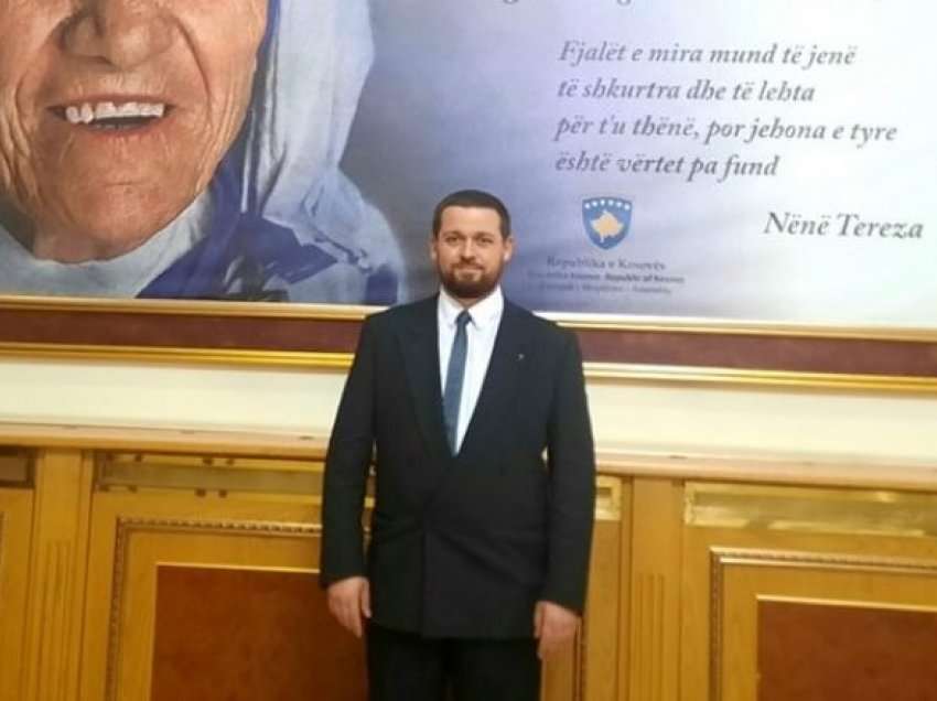 Imam Maliqi: Neve muslimanëve kurrë nuk na pengoi shamia e Nënë Terezës e vendosur në Kuvendin e Kosovës