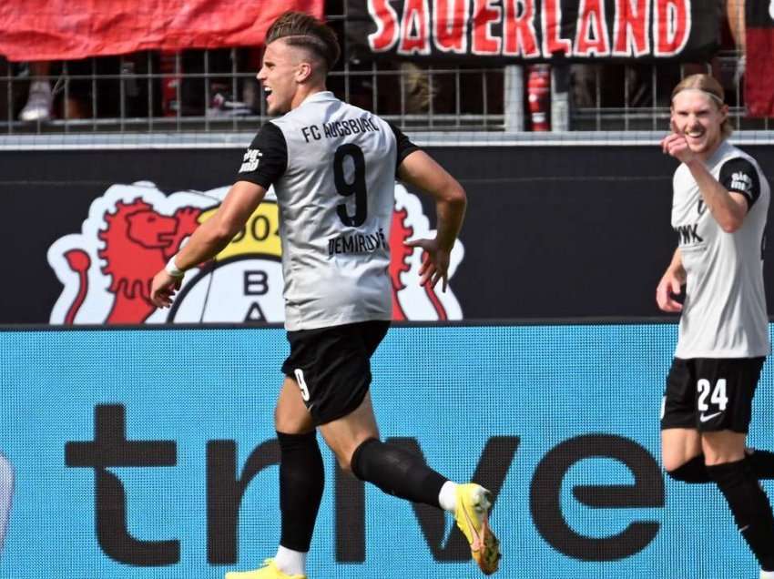 Rexhbeçaj zverdhet, Augsburg trondit Bayer-in në Leverkusen