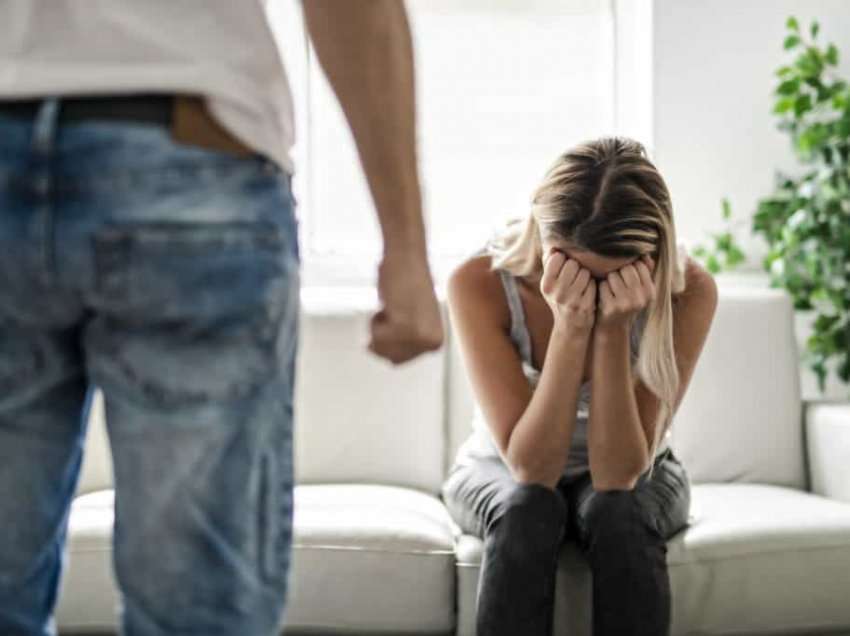 7 sjellje që nuk duhet t’i toleroni kurrë në një marrëdhënie